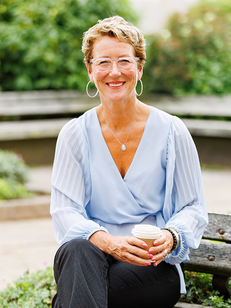 Ann Worth