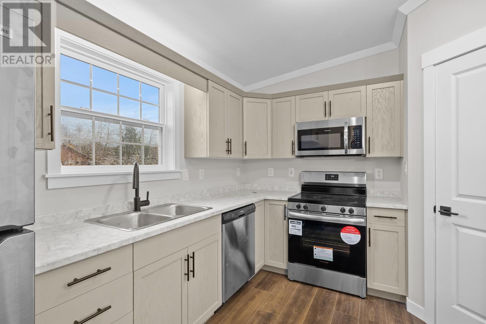 49 Pate Garden Drive, O'leary, Prince Edward Island  C0B 1M0 - Photo 8 - 202426619