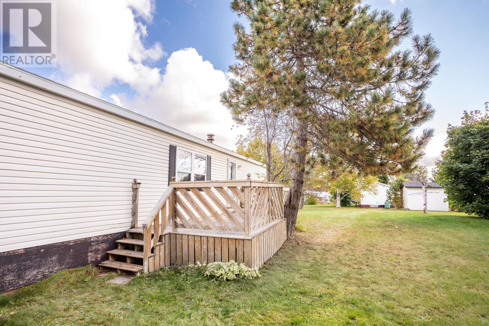 12 Spinnaker Crescent, Charlottetown, Prince Edward Island  C1C 1M5 - Photo 27 - 202427097