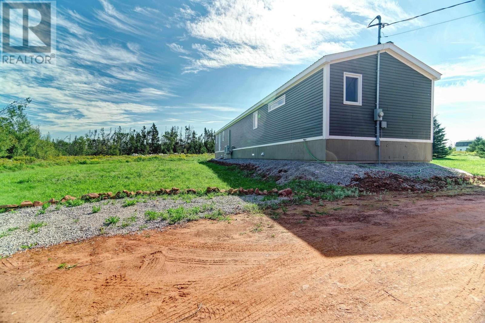 62 Tamarack Drive, Grand Tracadie, Prince Edward Island  C0A 1T0 - Photo 2 - 202428175