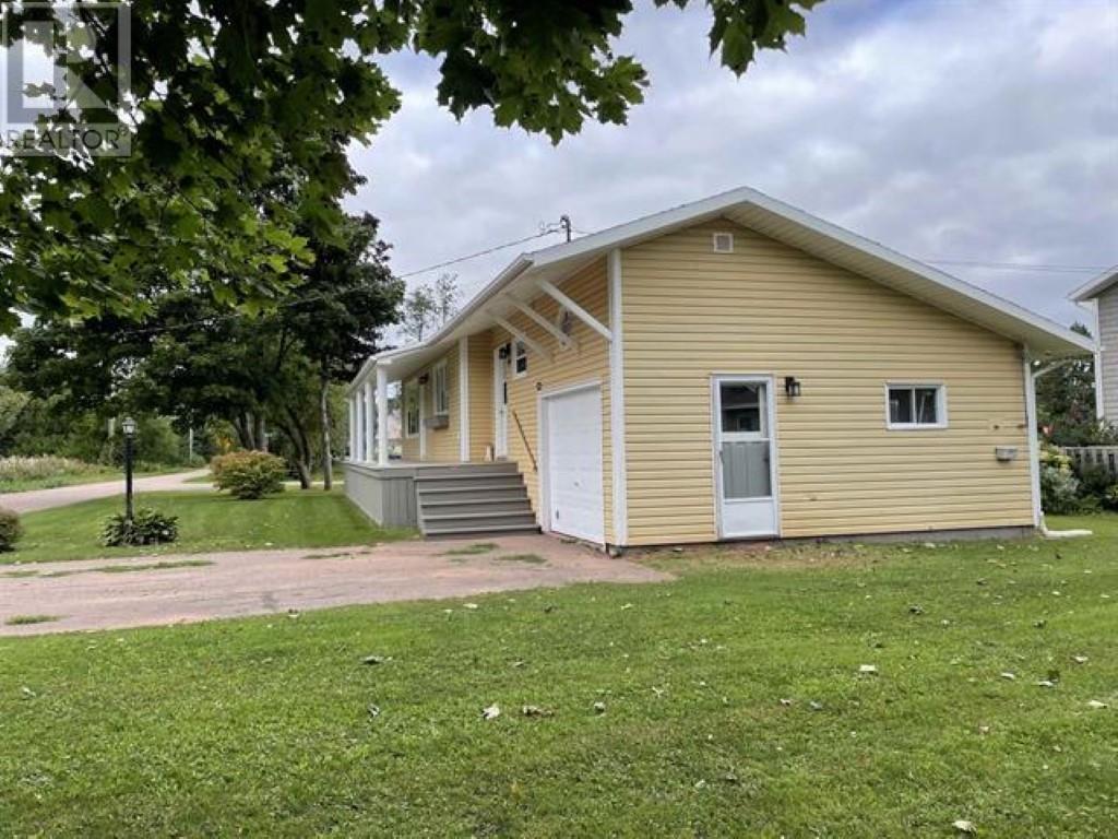 14 Pope Street, Alberton, Prince Edward Island  C0B 1B0 - Photo 2 - 202428599