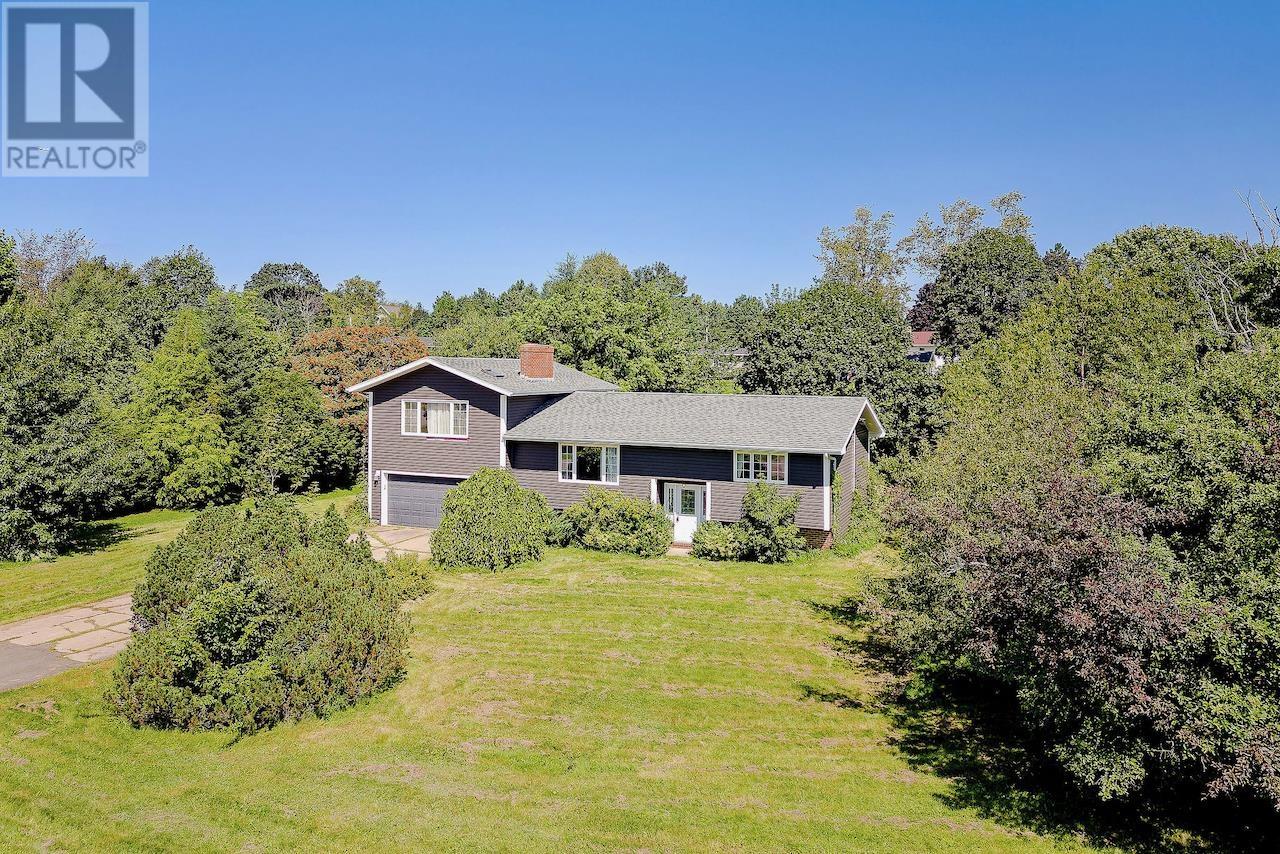 37 Chelsey Circle, Charlottetown, Prince Edward Island  C1E 1E9 - Photo 2 - 202500018