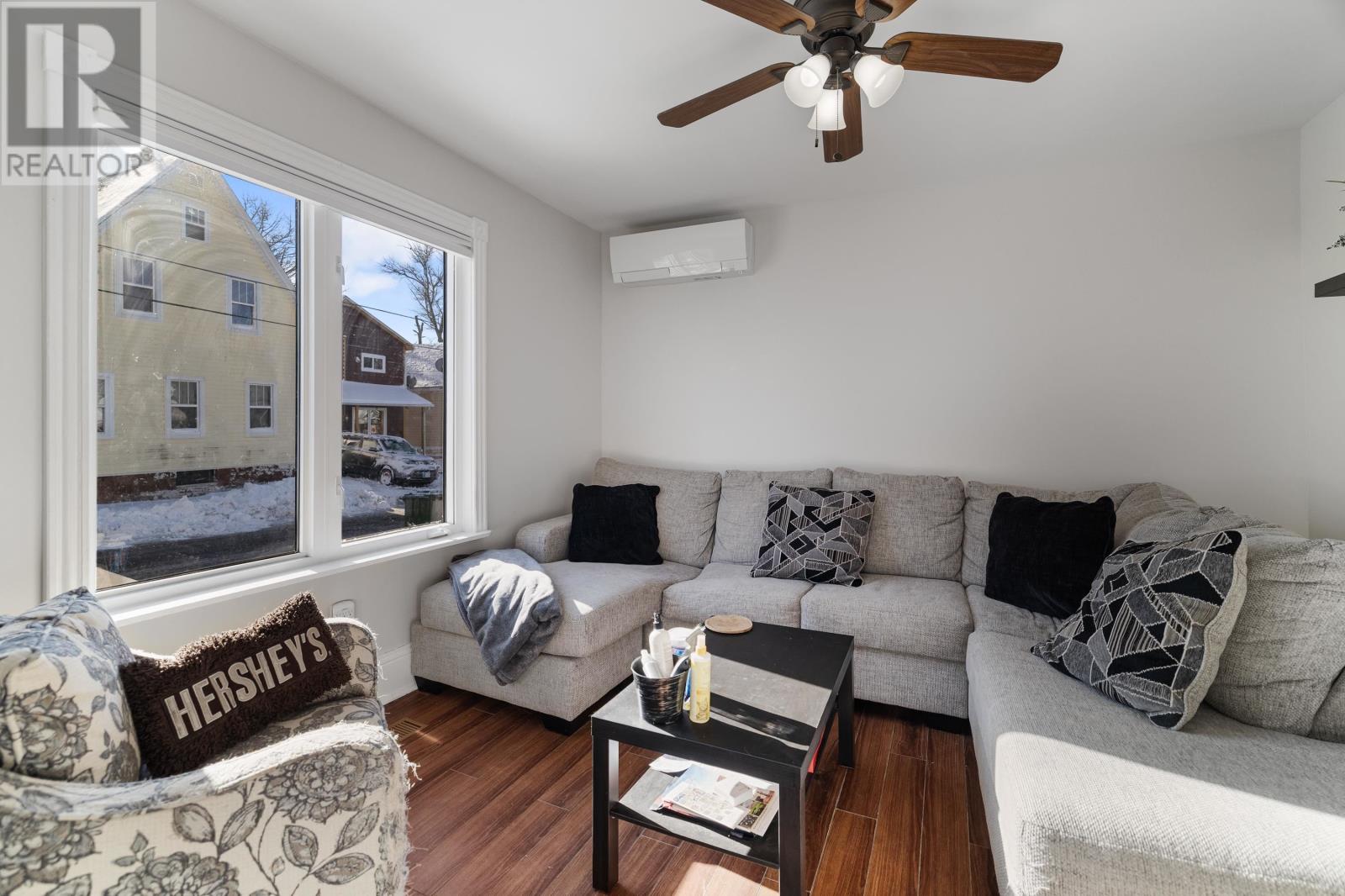 55 Douglas Street, Charlottetown, Prince Edward Island  C1A 2J4 - Photo 4 - 202501396