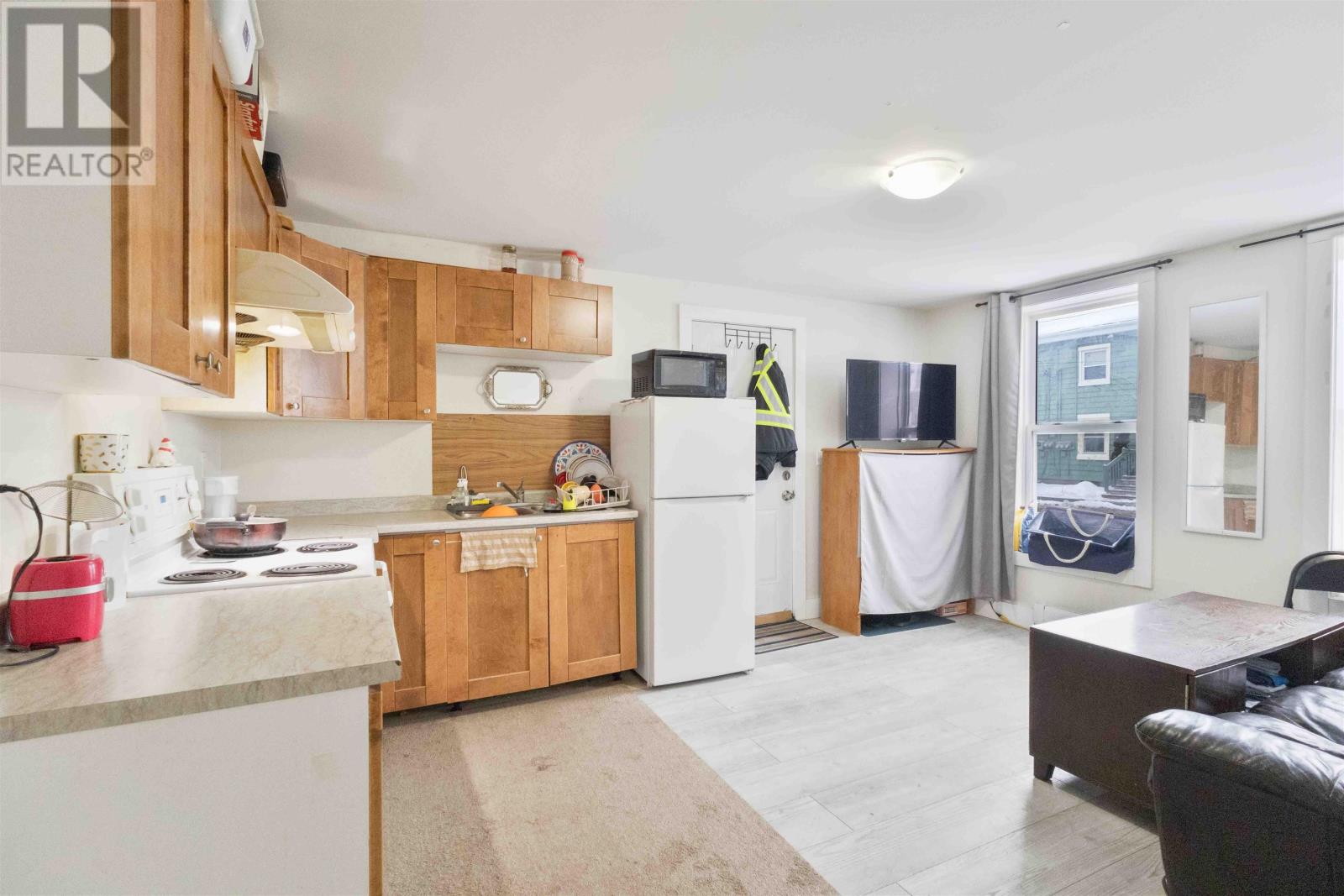 63 Spring Park Road E, Charlottetown, Prince Edward Island  C1A 3X9 - Photo 6 - 202501423