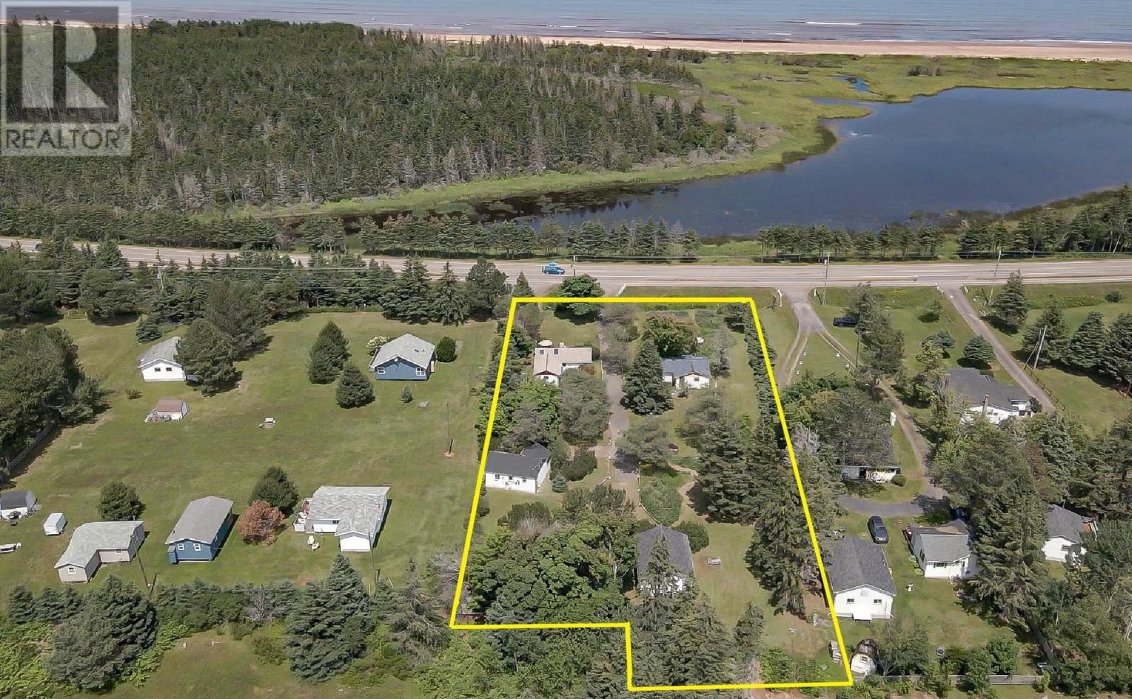 1319 Gulf Shore Parkway E, Stanhope, Prince Edward Island  C0A 1P0 - Photo 1 - 202501870