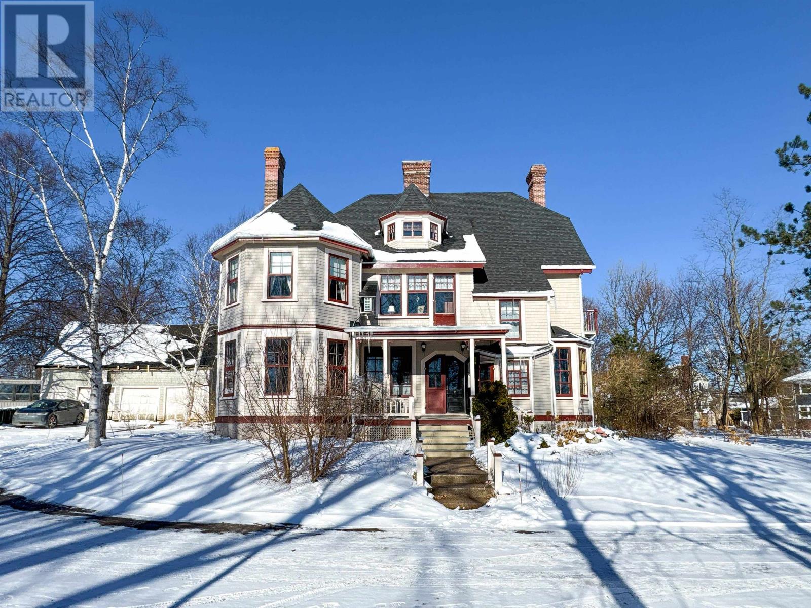 121 North River Road, Charlottetown, Prince Edward Island  C1A 3K7 - Photo 4 - 202501885