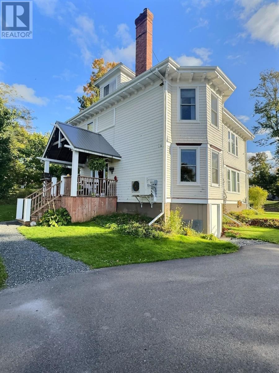 610 Main Street, Montague, Prince Edward Island  C0A 1R0 - Photo 20 - 202502776