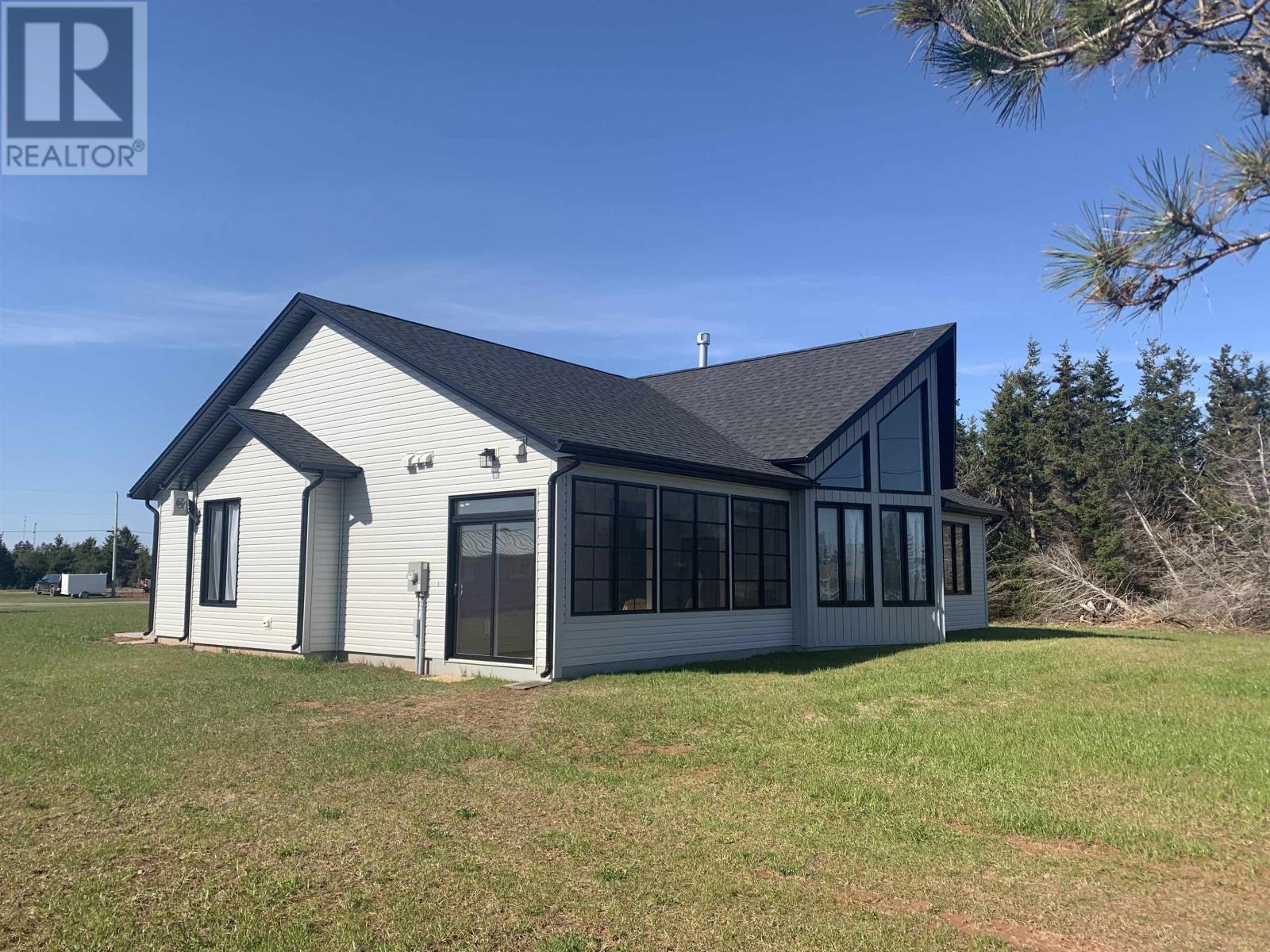 17 Wildberries Lane, St. Peter's Harbour, Prince Edward Island  C0A 1S0 - Photo 3 - 202503148