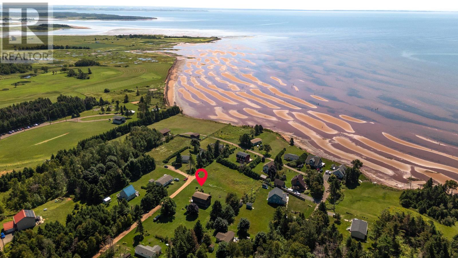 21 Macneill Crescent, Stratford, Prince Edward Island  C1B 2R1 - Photo 1 - 202503168