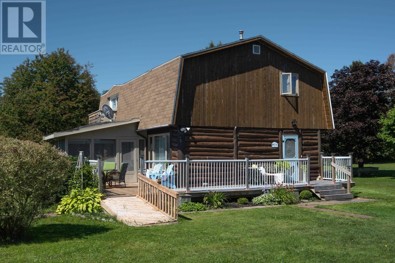 21 Macneill Crescent, Stratford, Prince Edward Island  C1B 2R1 - Photo 6 - 202503168