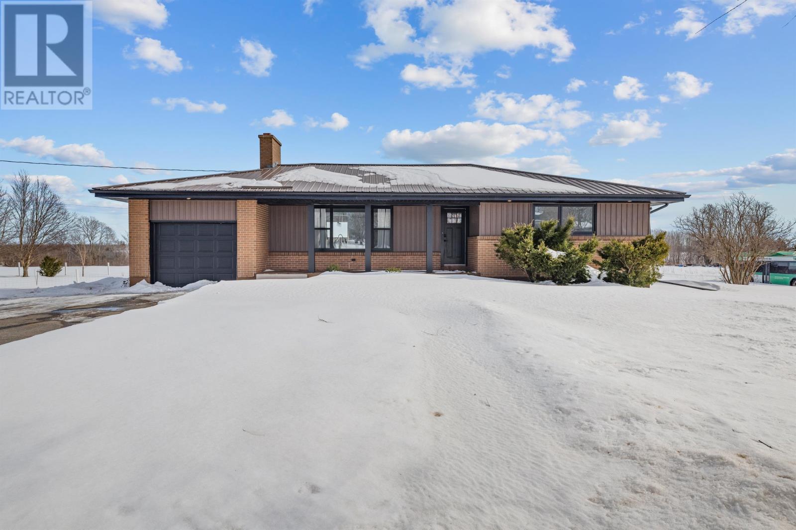 13647 St Peter's Road, Dunstaffnage, Prince Edward Island  C1N 0M7 - Photo 1 - 202503854