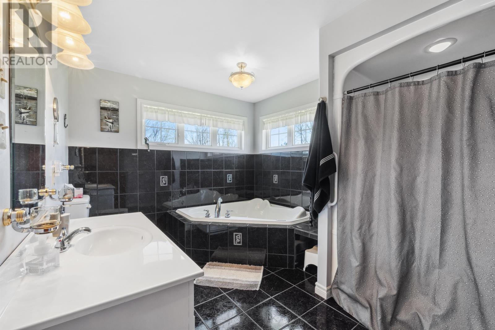 476 St. Andrews Point Road, Lower Montague, Prince Edward Island  C0A 1R0 - Photo 28 - 202503970