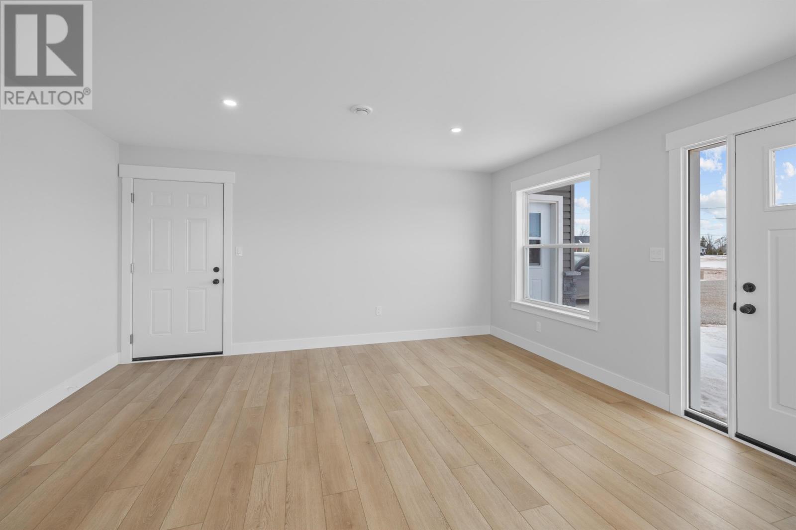 6/8 Sydney Way, Mermaid, Prince Edward Island  C1B 4M4 - Photo 32 - 202504260