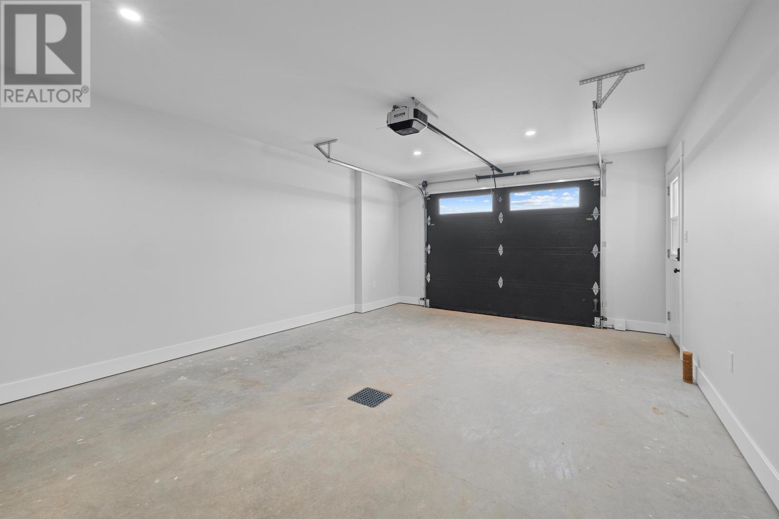 6/8 Sydney Way, Mermaid, Prince Edward Island  C1B 4M4 - Photo 50 - 202504260