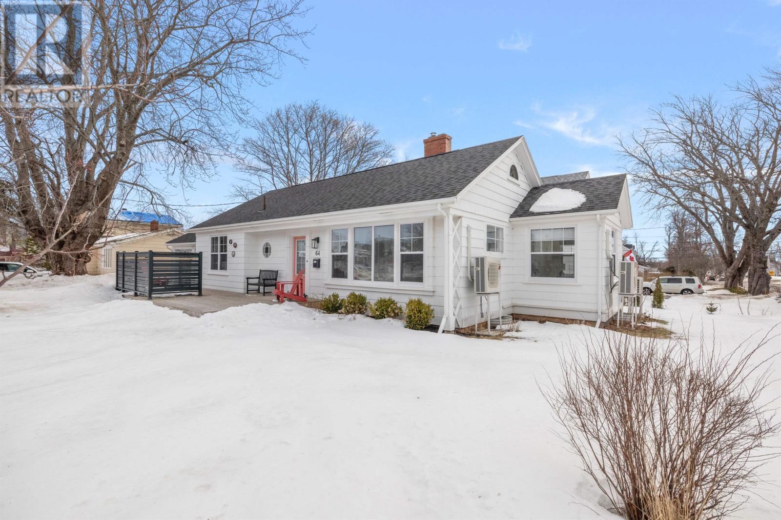 64 Mcgill Avenue, Charlottetown, Prince Edward Island  C1A 2J8 - Photo 35 - 202504272
