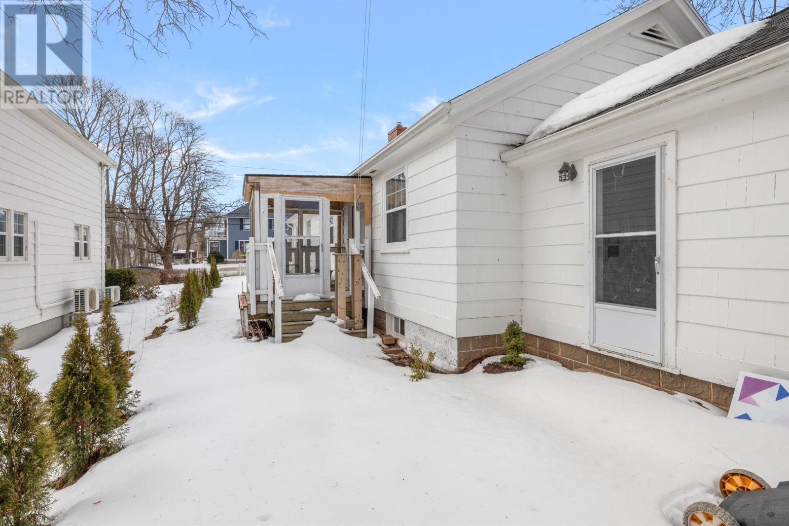 64 Mcgill Avenue, Charlottetown, Prince Edward Island  C1A 2J8 - Photo 36 - 202504272