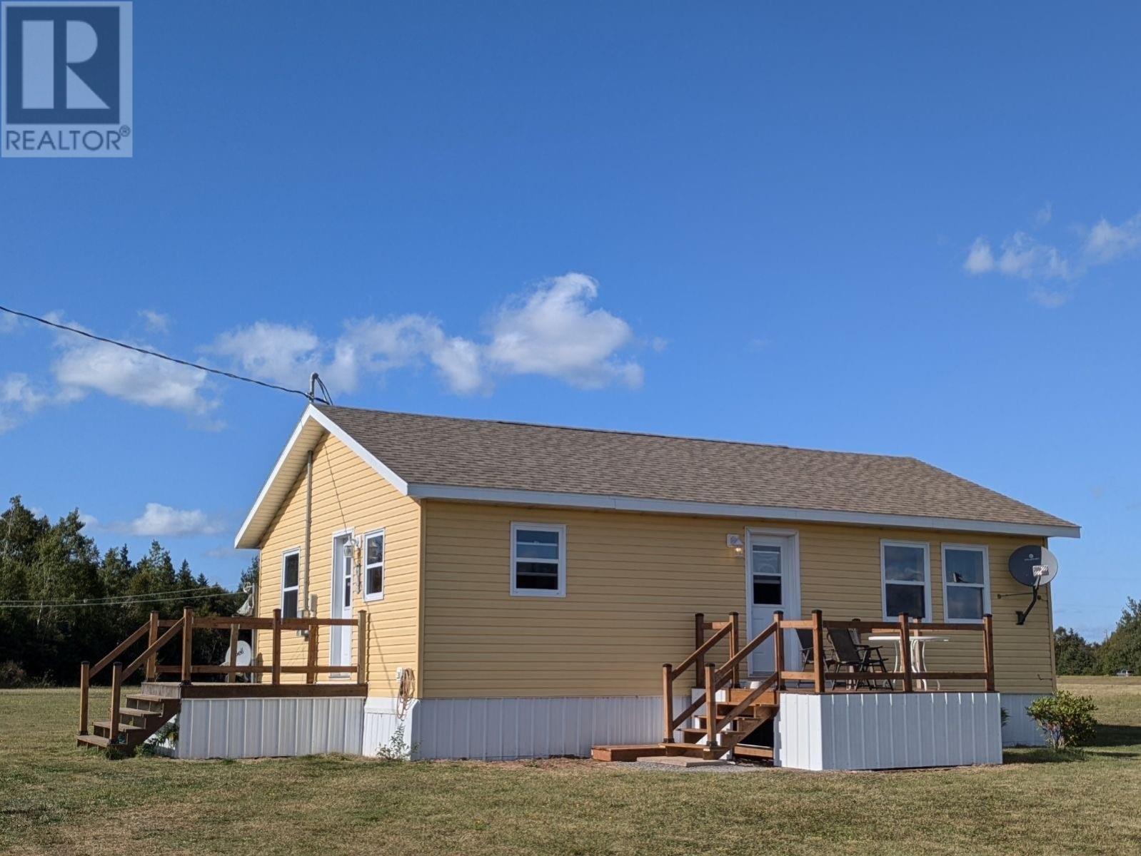 16 Edgewater Circle, Panmure Island, Prince Edward Island  C0A 1R0 - Photo 2 - 202504422
