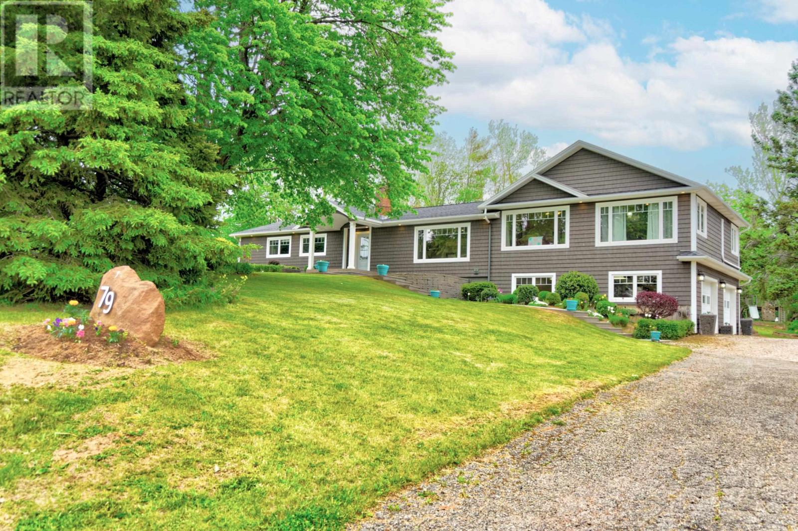 79 Keppoch Road, Stratford, Prince Edward Island  C1B 1M1 - Photo 1 - 202504598