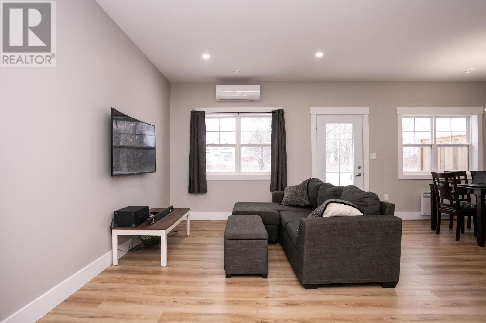 38 Woodhouse Court, Stratford, Prince Edward Island  C1B 4L2 - Photo 8 - 202504620