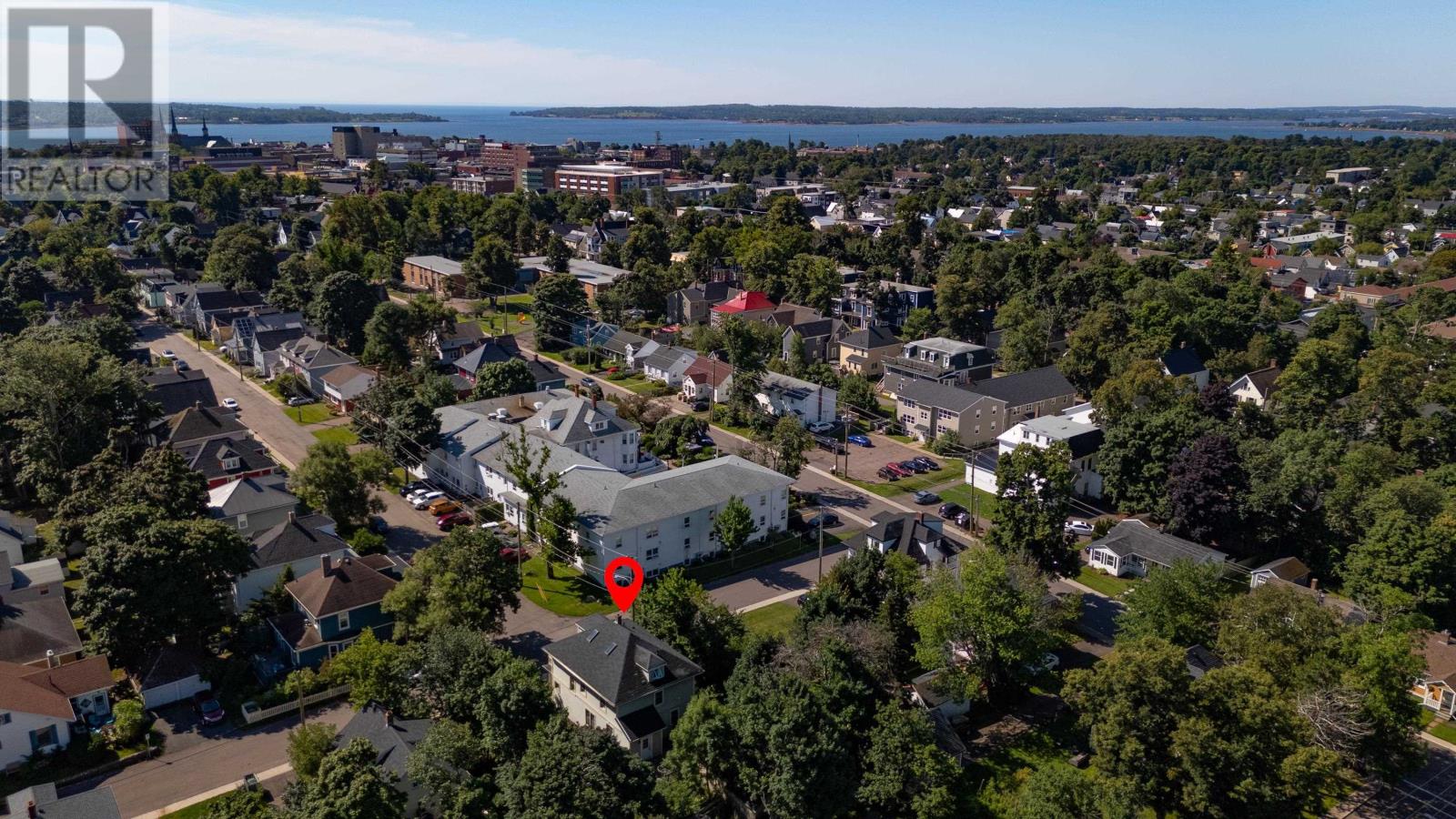 4 Hillcrest Avenue, Charlottetown, Prince Edward Island  C1A 2M1 - Photo 2 - 202504695