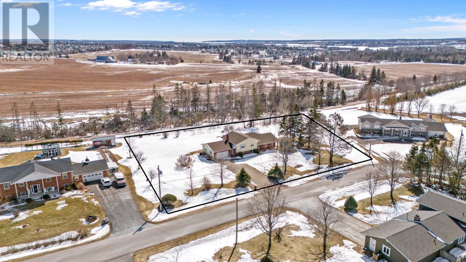 17 Miller Drive, Miltonvale Park, Prince Edward Island  C1E 1Z2 - Photo 1 - 202504767