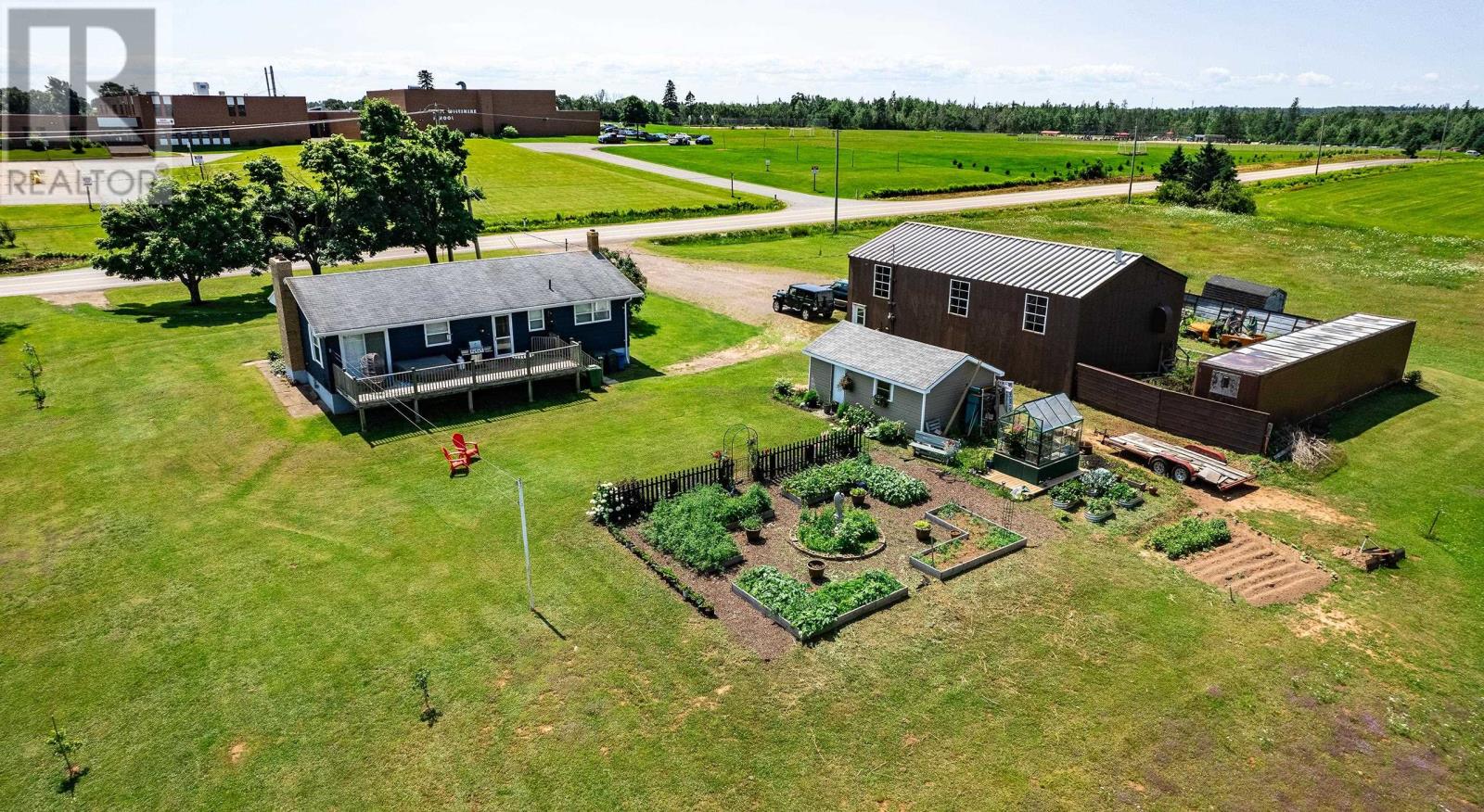 99 Kingston Road, Cornwall, Prince Edward Island  C0A 1H8 - Photo 4 - 202505092
