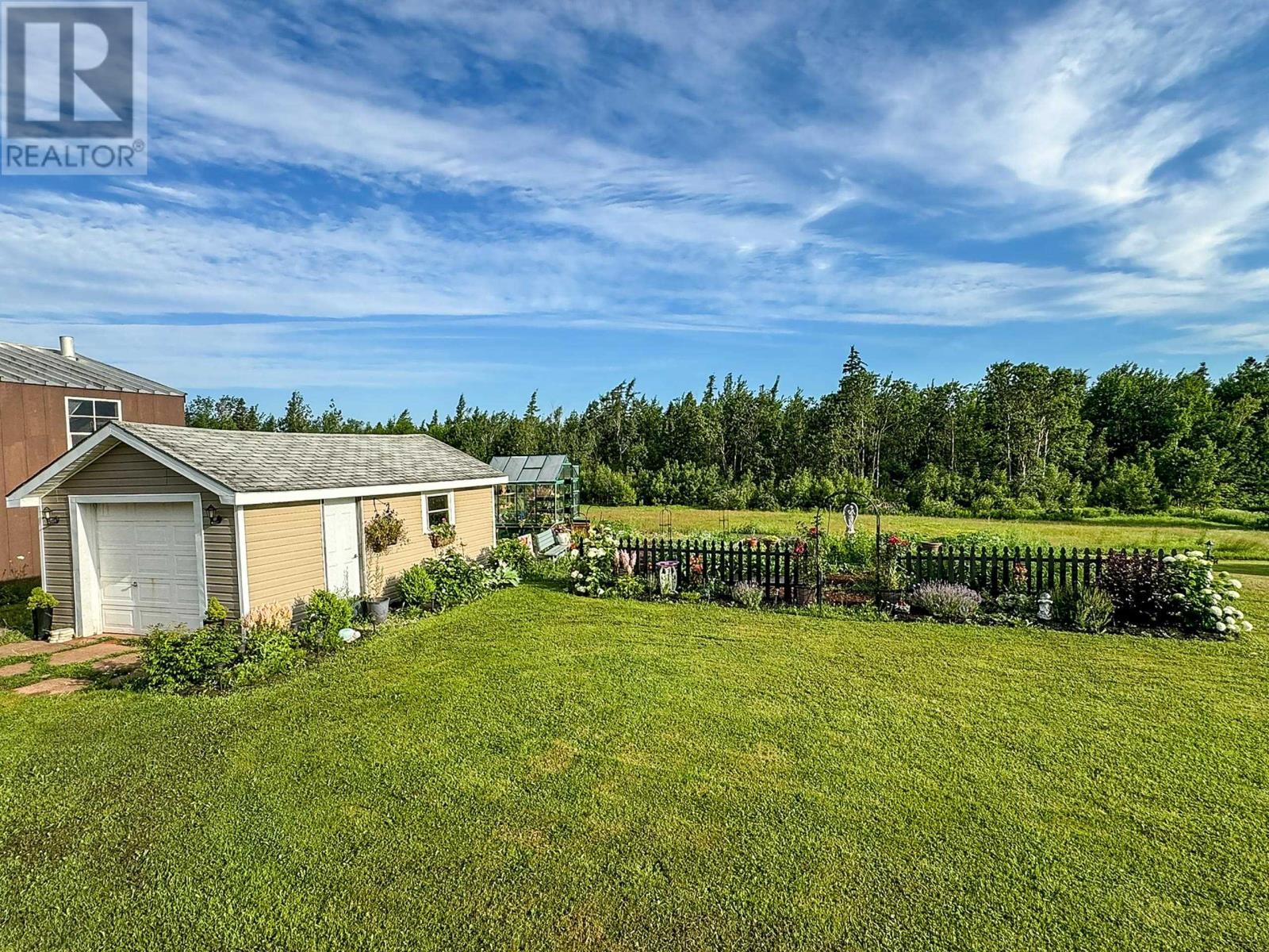 99 Kingston Road, Cornwall, Prince Edward Island  C0A 1H8 - Photo 7 - 202505092