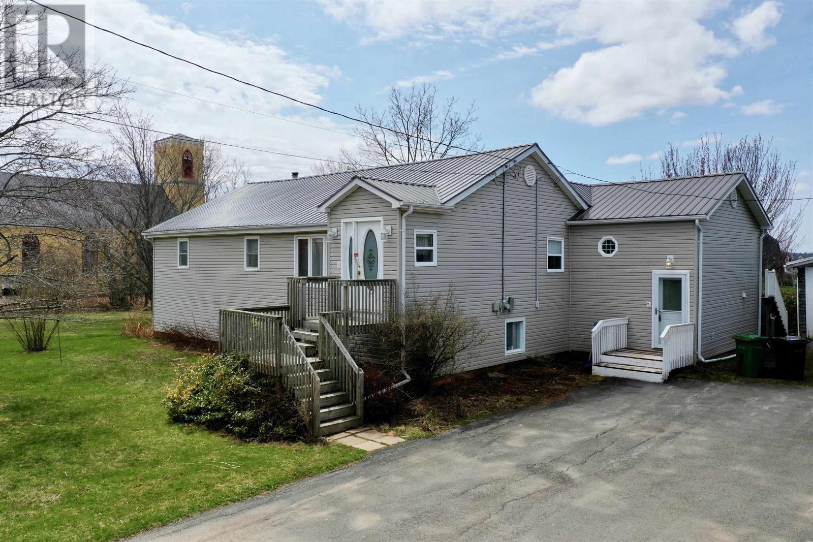 45 Victoria Street, Georgetown, Prince Edward Island  C0A 1L0 - Photo 1 - 202505282