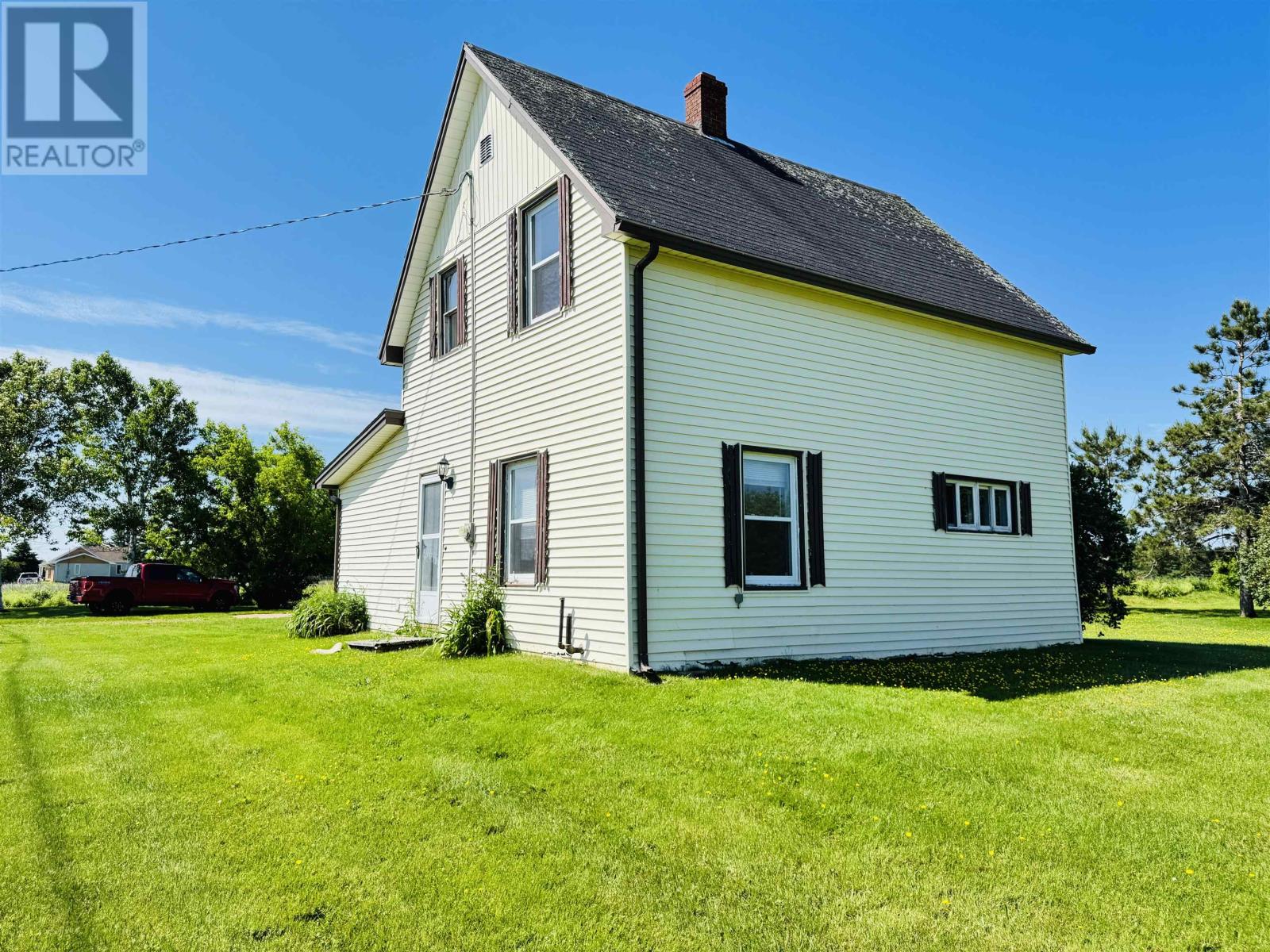 30519 Western Rd, Wellington, Prince Edward Island  C0B 2E0 - Photo 3 - 202505313