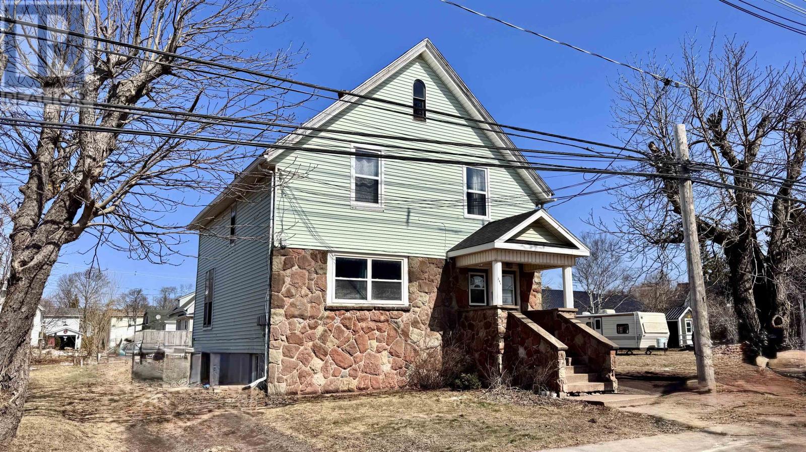 341 Notre Dame Street, Summerside, Prince Edward Island  C1N 1S4 - Photo 1 - 202505428