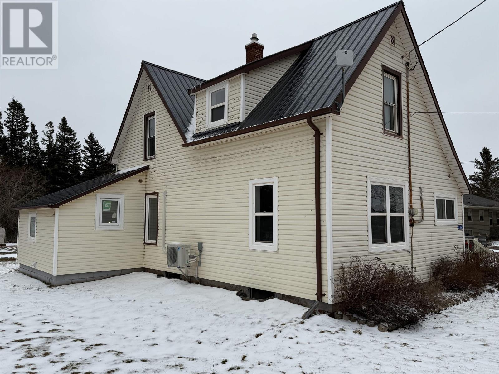 236 Church Street, Tignish, Prince Edward Island  C0B 2B0 - Photo 1 - 202505479