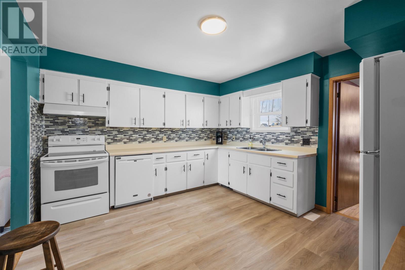 2095 Cape Bear Road, Beach Point, Prince Edward Island  C0A 1V0 - Photo 6 - 202505627