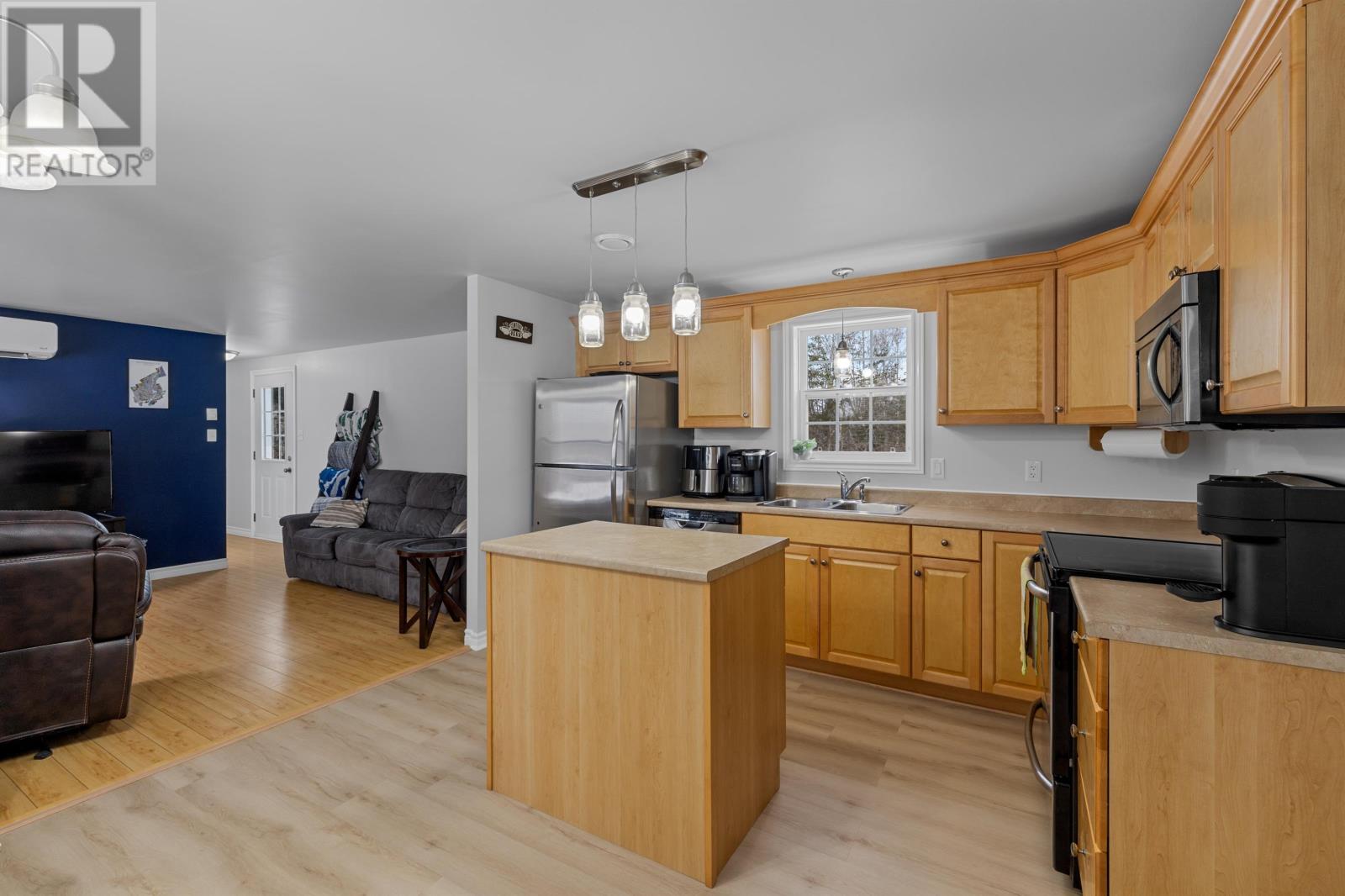 2025 Lorne Valley Road, Riverton, Prince Edward Island  C0A 1T0 - Photo 7 - 202505984