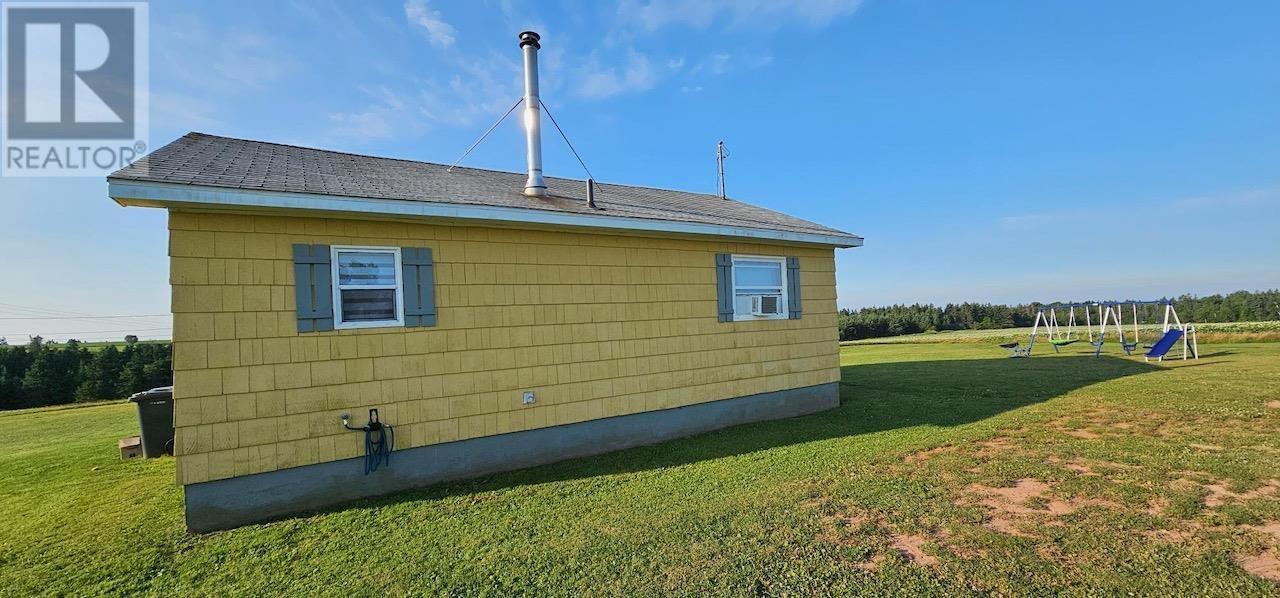 1918 Souris Line Road, Souris, Prince Edward Island  C0A 2B0 - Photo 17 - 202507039