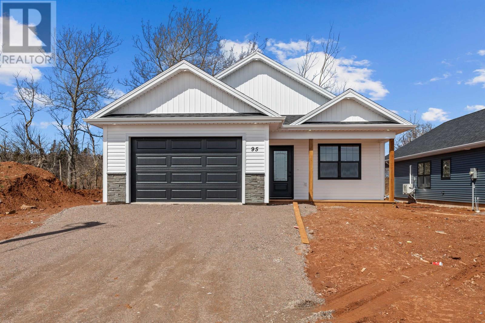 95 Samantha Lane, Cornwall, Prince Edward Island  C0A 1H0 - Photo 1 - 202507554