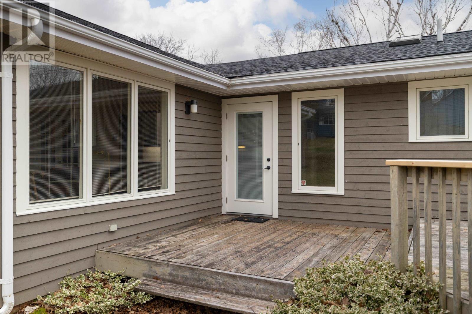 28 Charlotte Drive, Charlottetown, Prince Edward Island  C1A 2N5 - Photo 39 - 202508742