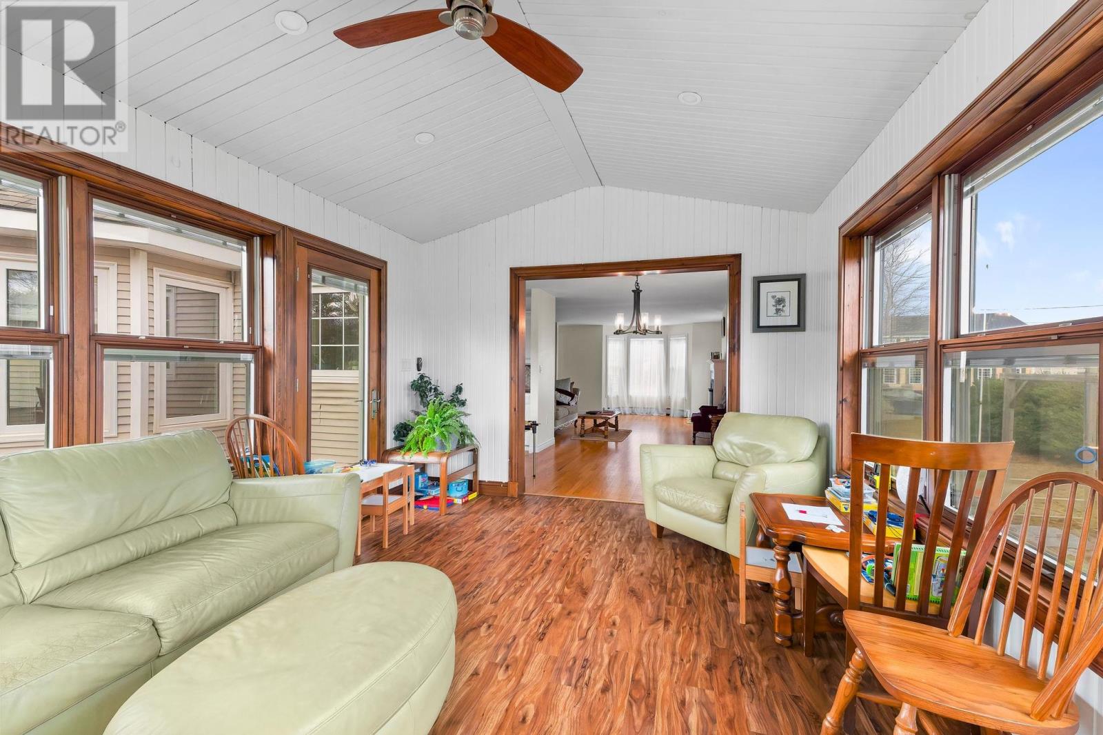 27 Oakland Drive, Charlottetown, Prince Edward Island  C1C 1M9 - Photo 12 - 202508793
