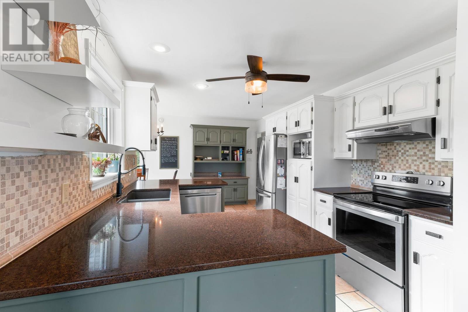 27 Oakland Drive, Charlottetown, Prince Edward Island  C1C 1M9 - Photo 6 - 202508793