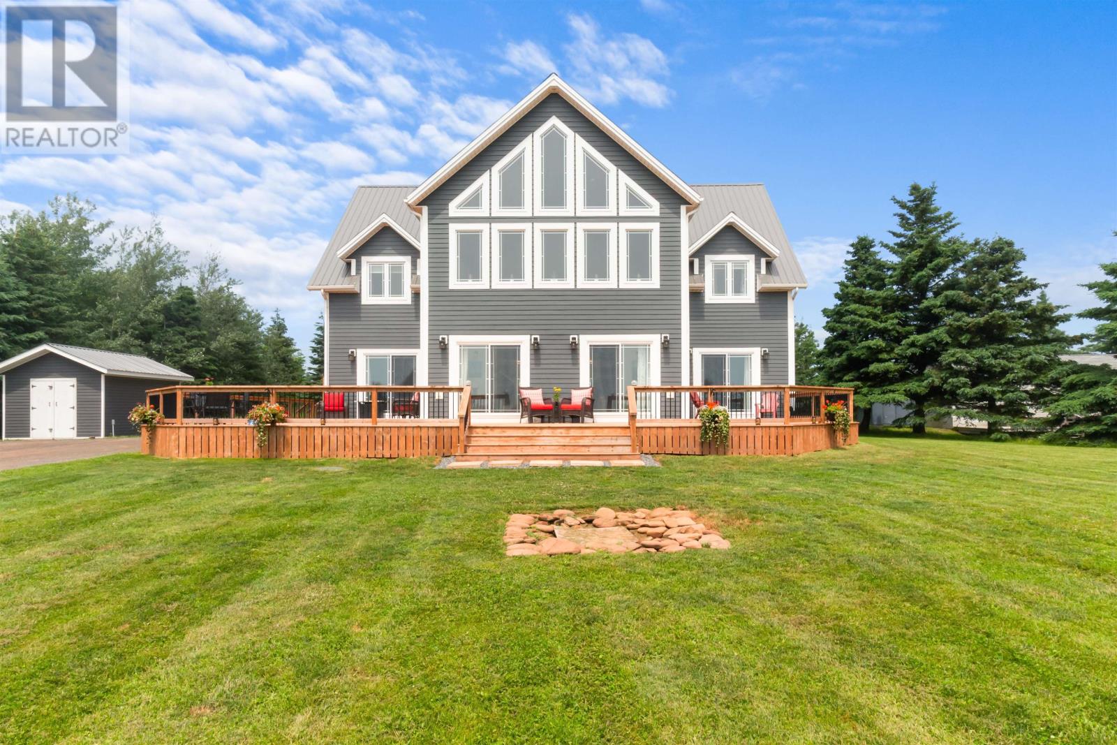 27 Cannery Road, Souris West, Prince Edward Island  C0A 2B0 - Photo 1 - 202508875