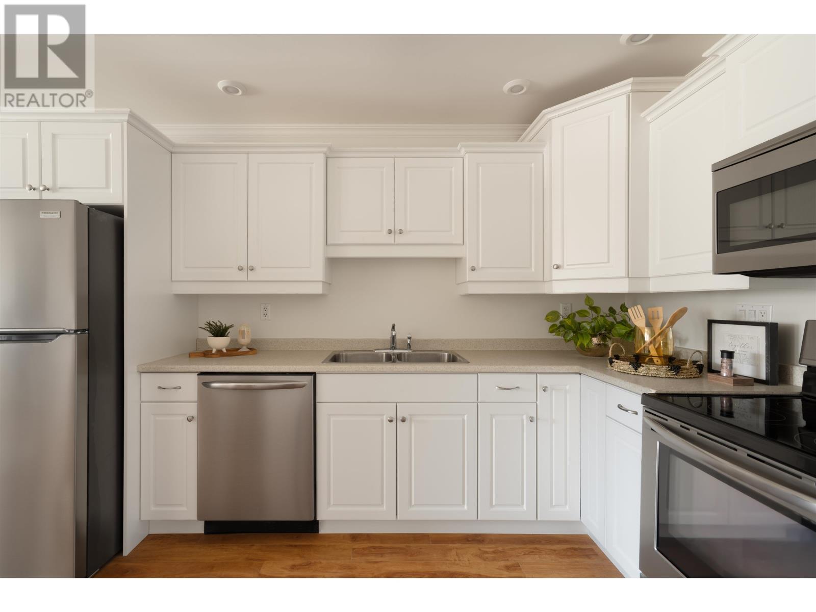 F 9 Imperial Street, Unit F, Kensington, Prince Edward Island  C0A 1M0 - Photo 3 - 202508916