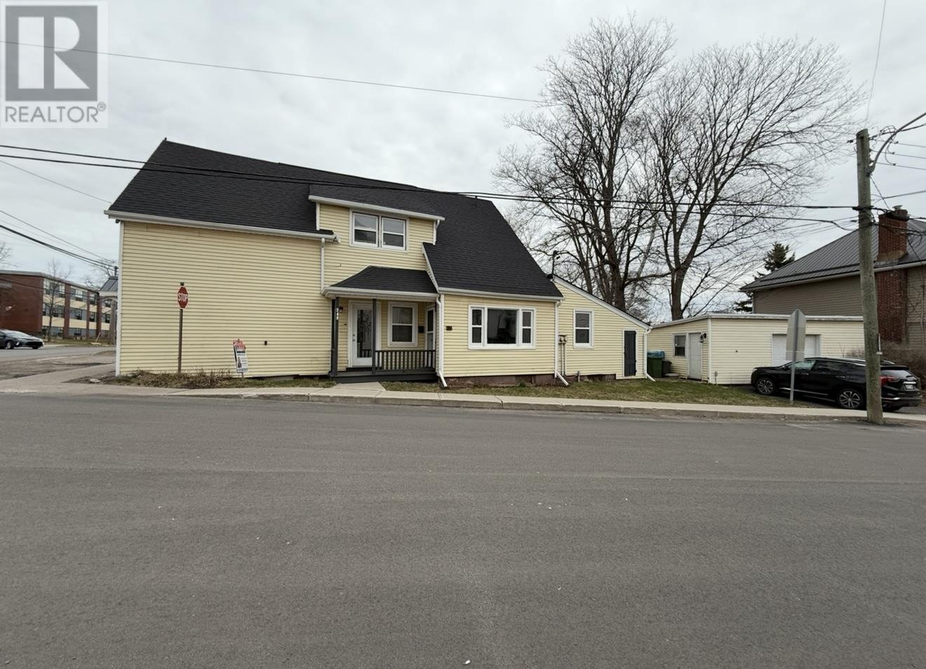 246-248 Cumberland Street, 38 Longworth Avenue, Charlottetown, Charlottetown, Prince Edward Island  C1A 5C7 - Photo 3 - 202508944