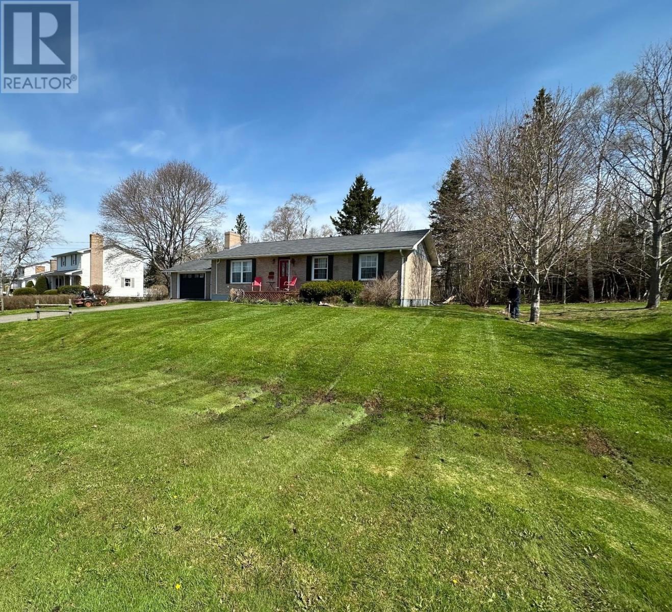 12 Glencove Drive, Stratford, Prince Edward Island  C1B 1Y3 - Photo 1 - 202509017