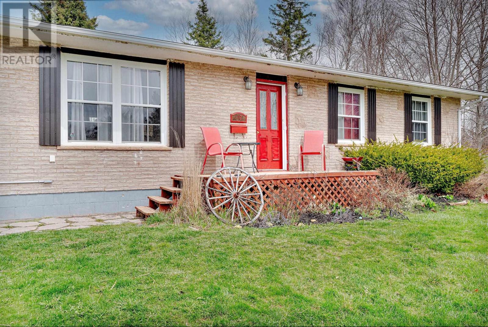 12 Glencove Drive, Stratford, Prince Edward Island  C1B 1Y3 - Photo 2 - 202509017