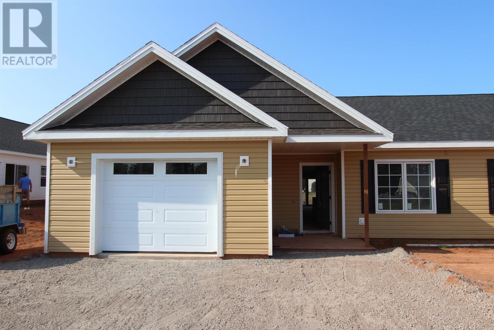 27 Loggie Drive, Summerside, Prince Edward Island  C1N 0N9 - Photo 9 - 202509234