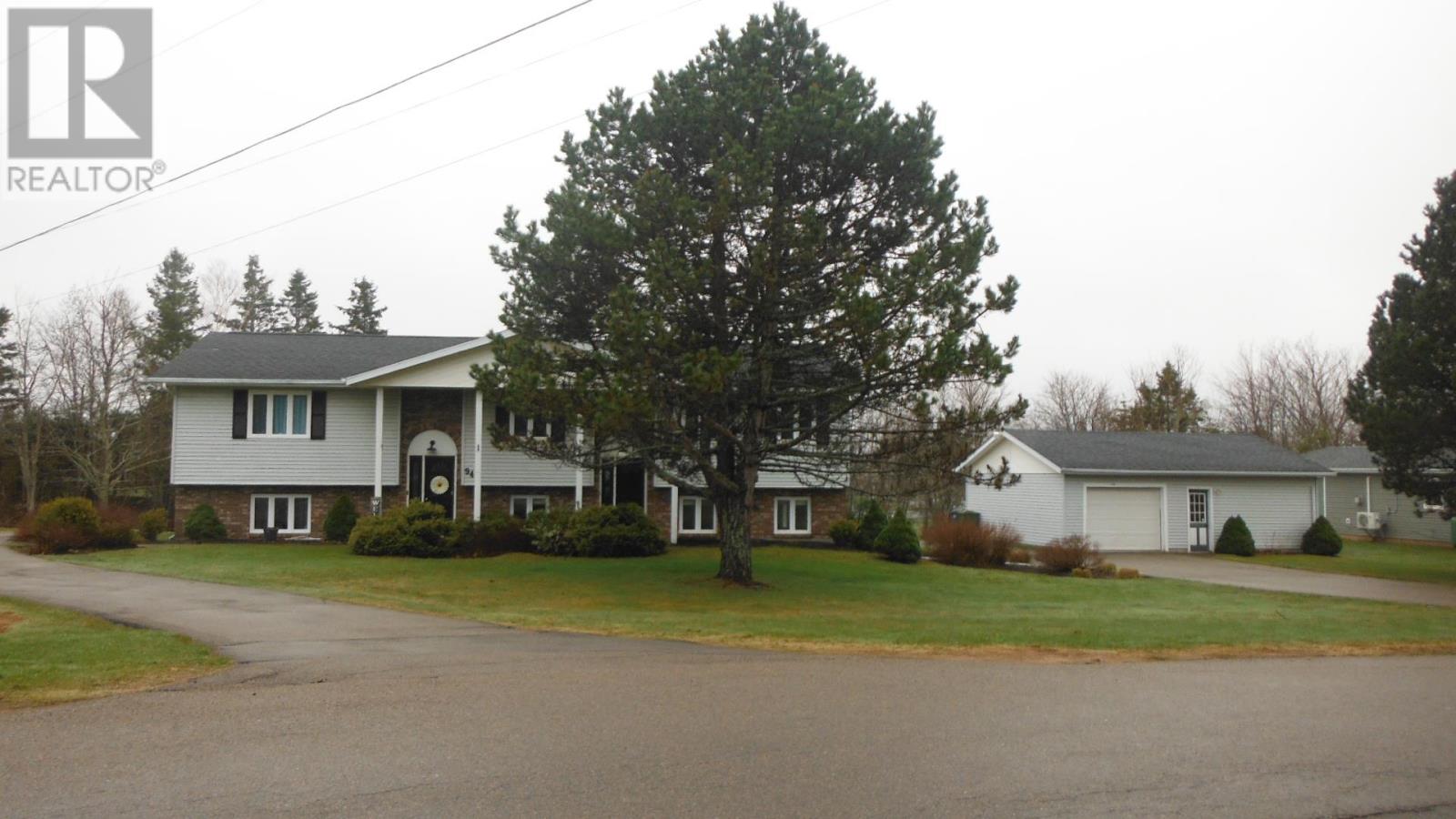 90 - 94 Stockman Drive, Charlottetown, Prince Edward Island  C1E 1Z2 - Photo 1 - 202509503