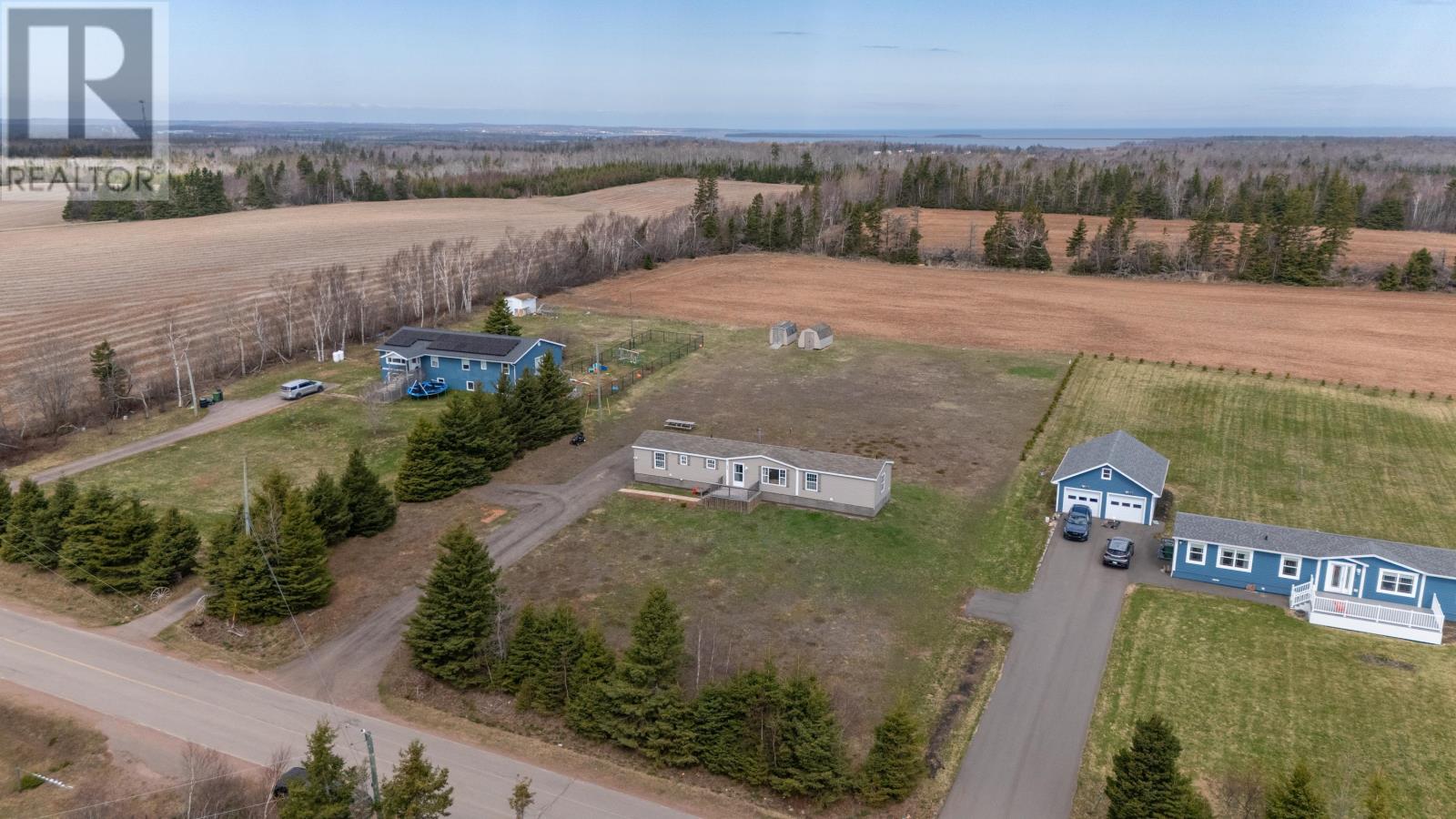 192 Macquarrie Road, Brackley Beach, Prince Edward Island  C1E 2V4 - Photo 2 - 202509647