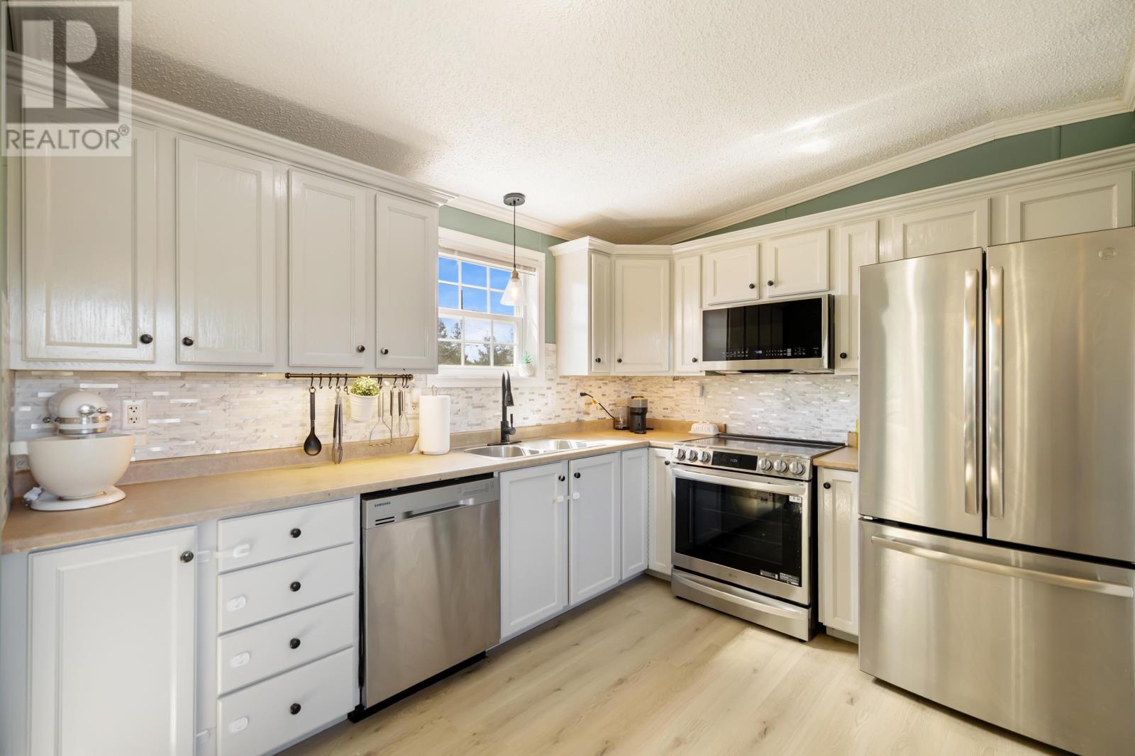 192 Macquarrie Road, Brackley Beach, Prince Edward Island  C1E 2V4 - Photo 7 - 202509647