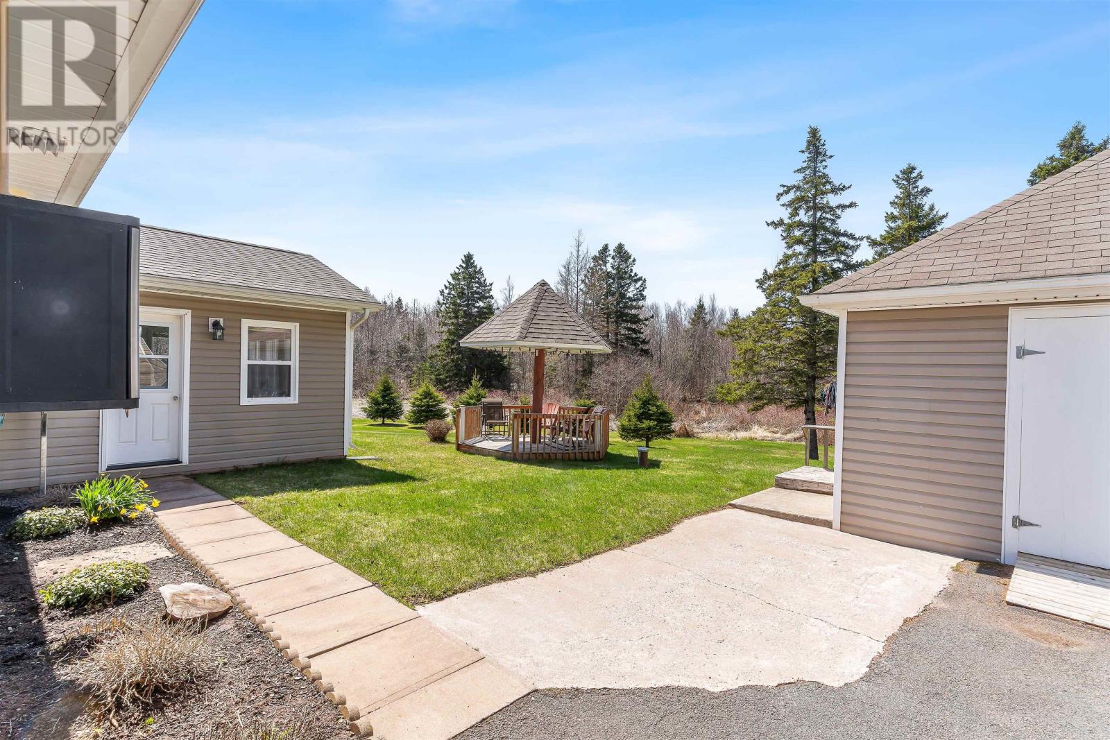215 Higgins Road, Urbainville, Prince Edward Island  C0B 2E0 - Photo 7 - 202509660
