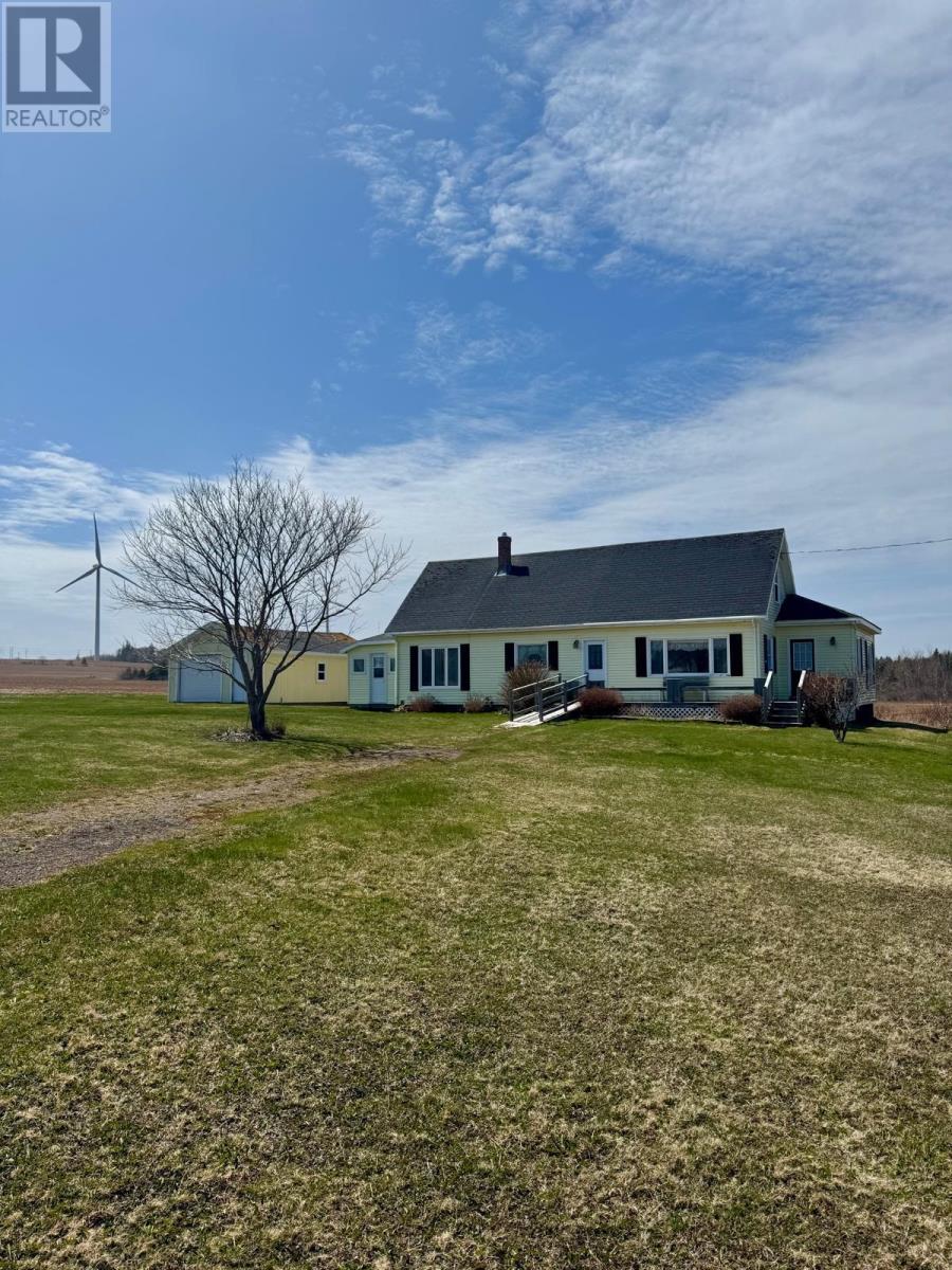 5915 Northside Road, North Lake, Prince Edward Island  C0B 2B0 - Photo 2 - 202509734