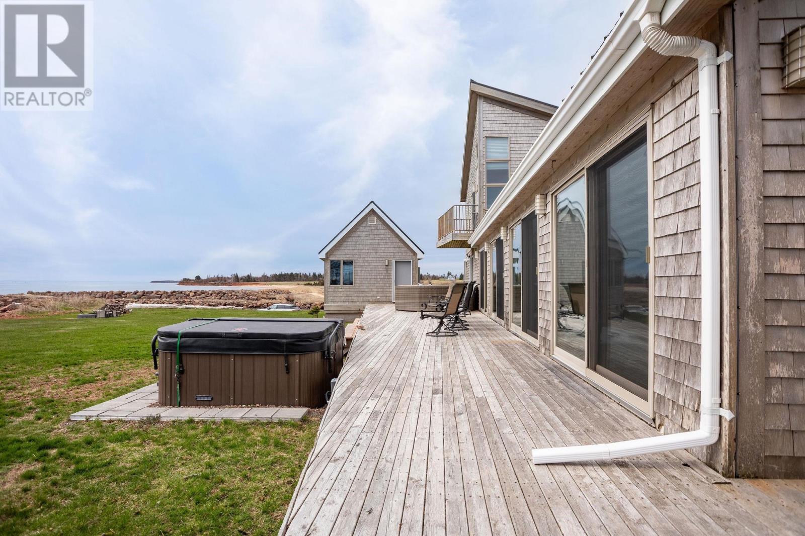 335-337 Harbour Road, Launching, Prince Edward Island  C0A 1G0 - Photo 3 - 202509736